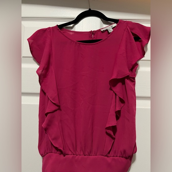 Pink blouse - Picture 2 of 4